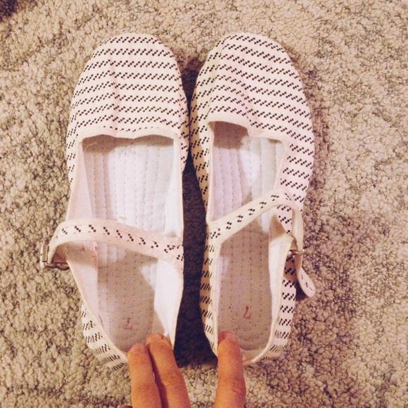 Urban outfitters flats