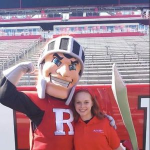 Meet your Posher, Julia