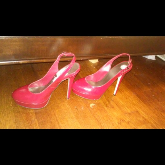 shoe - Picture 3 of 3
