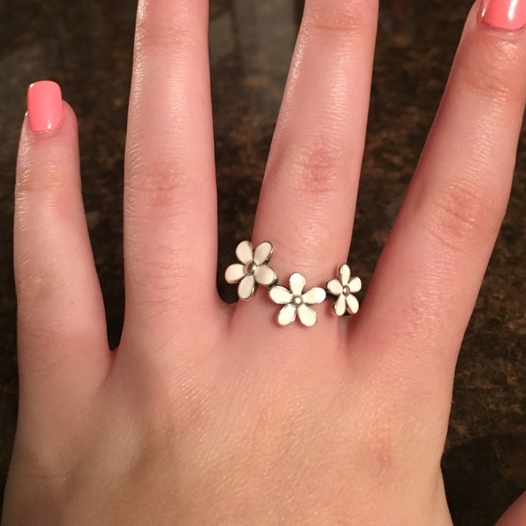 Pandora Ring Daisy Stack Pandora Ring Daisy Stack