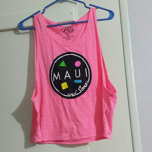 NWOT Maui And/& Sons Pink Sharkbite Tank Top