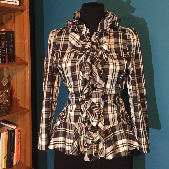 ✨SALE✨ Boston Proper Sz 12 Ruffle-Front Peplum Top
