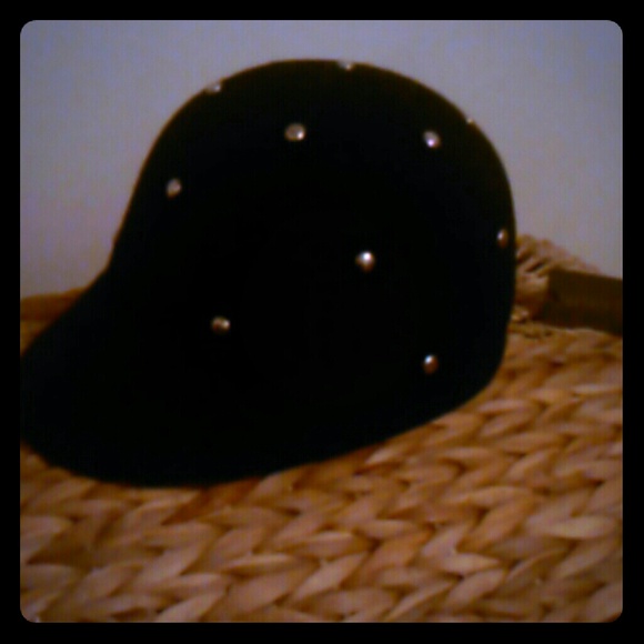 Retro Round Equestrian Dome Cap