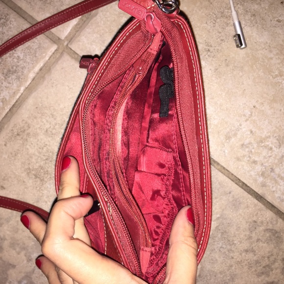 Red side purse - Picture 2 of 3