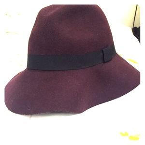 Cotton On brim hat