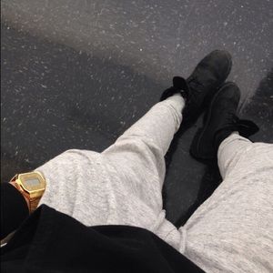 Meet your Posher, Raven