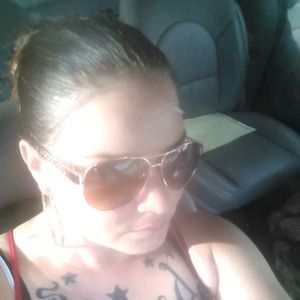 Meet your Posher, Skyla