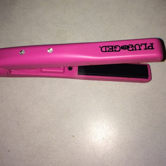 Mini straightener