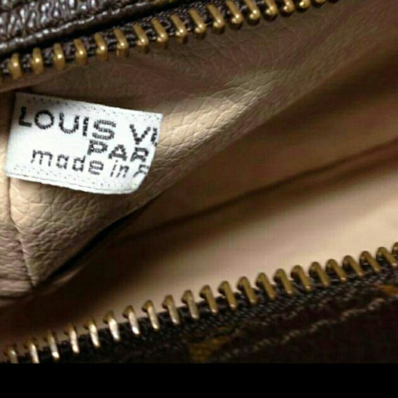 🚫SOLD Authentic Louis Vuitton Cosmetic Toiletry b - Picture 4 of 4