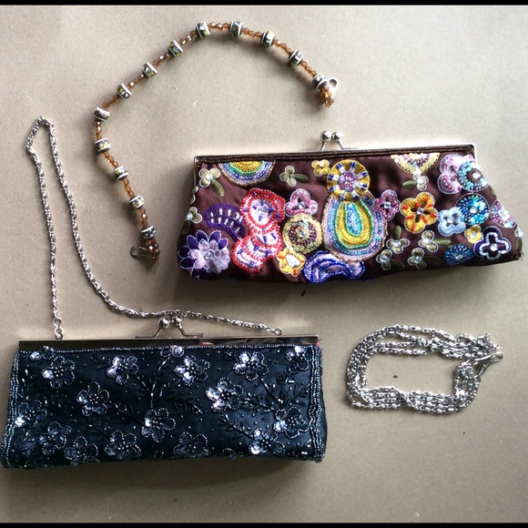 Vintage Handbags - 🚨BOGO Vintage clutch purses. 💝 SALE! 📦