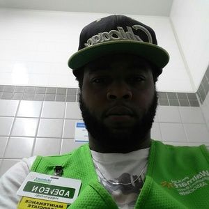 Meet your Posher, Adeveon