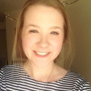 Meet your Posher, Caroline