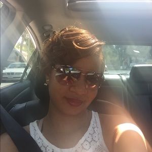 Meet your Posher, Nicole