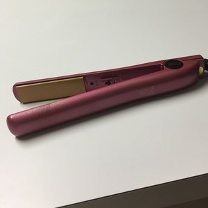 CHI hair straightener - used works like new!