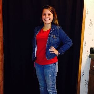 Meet your Posher, Kaitlyn