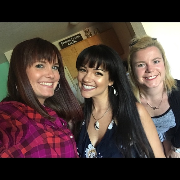 ✨HELLO!✨ - Picture 2 of 4