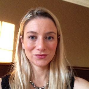 Meet your Posher, Leigh