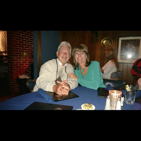 Meet your Posher, Tamra - Picture 1 of 1