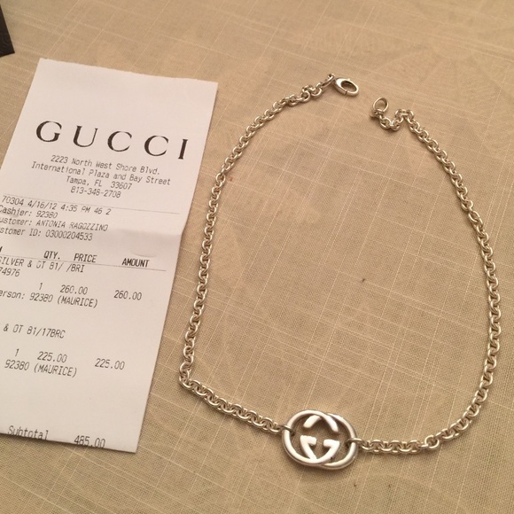 Gucci silver necklace