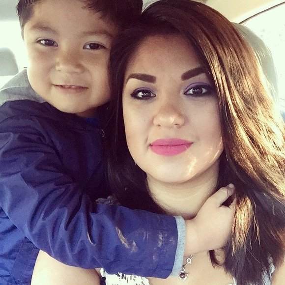 Meet your Posher, Arelis - Picture 1 of 1