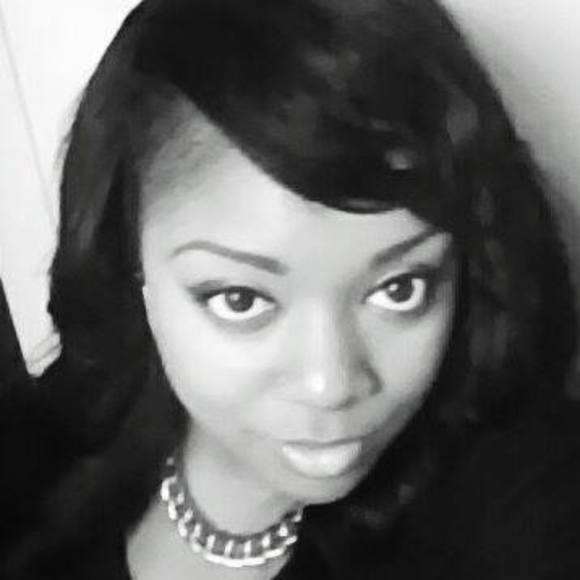 Meet your Posher, Anitra - Picture 1 of 1