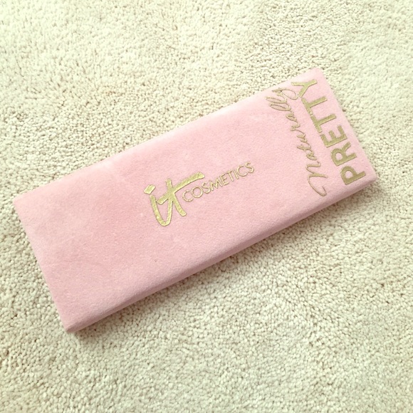 It Cosmetics Naturally Pretty Eyeshadow