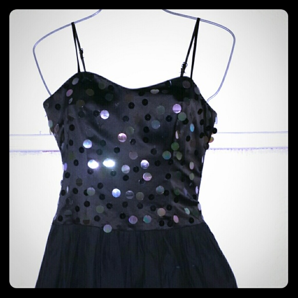 PERFECT LIL BLACK DINNER PARTY DRESS