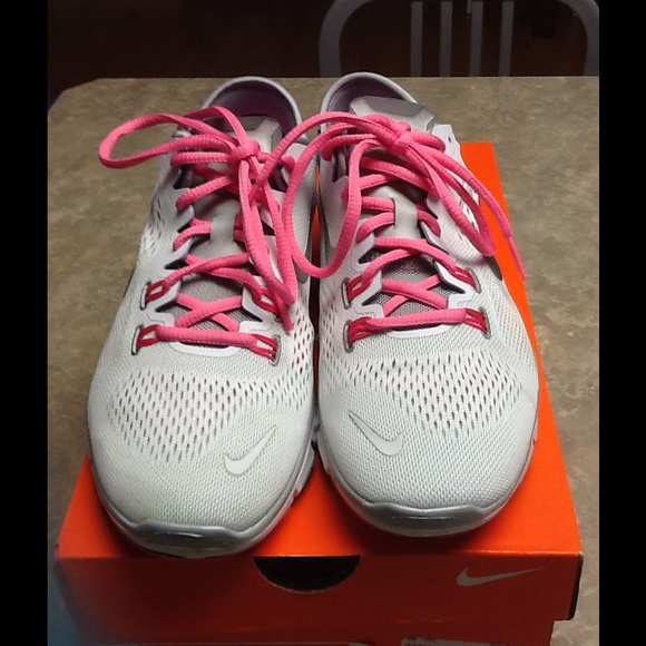 Nike Shoes - Nike 5.0 trainers ( FINAL $)