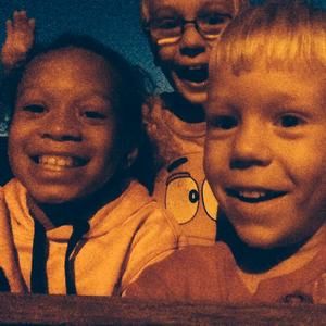 Meet your Posher, Wallace