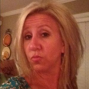 Meet your Posher, Stacy