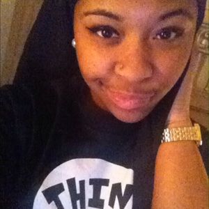 Meet your Posher, Almaas