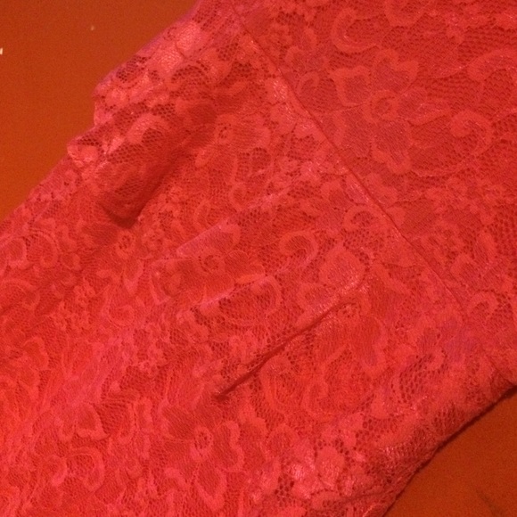 Pelpum Dress - Picture 3 of 3