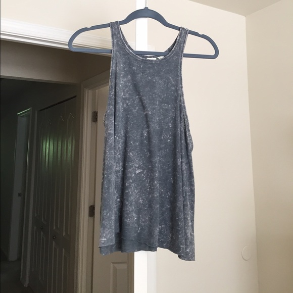 Grey tank top