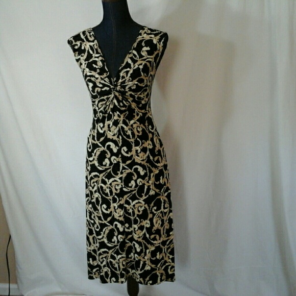 Maggy London Dresses & Skirts - REDUCED Dress