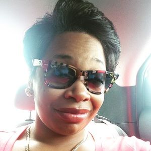 Meet your Posher, Tiffany