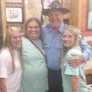 Meet your Posher, Ally