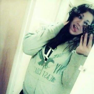 Meet your Posher, Marissa