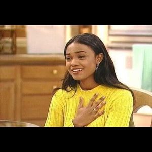 Meet your Posher, Sarafina