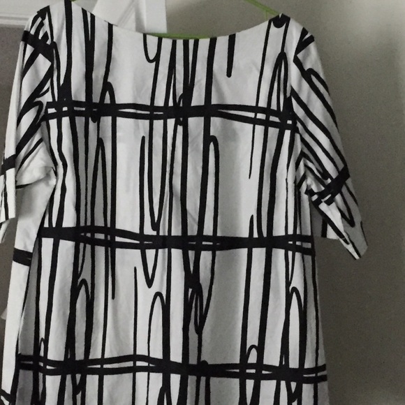 Cute black and white blouse