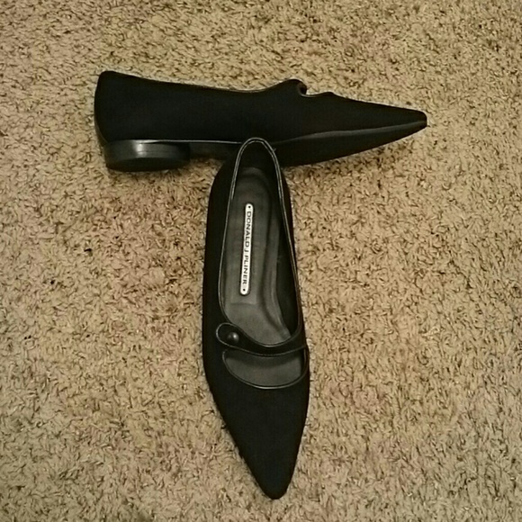 Donald J Pliner black suede pointy flats - Picture 3 of 4