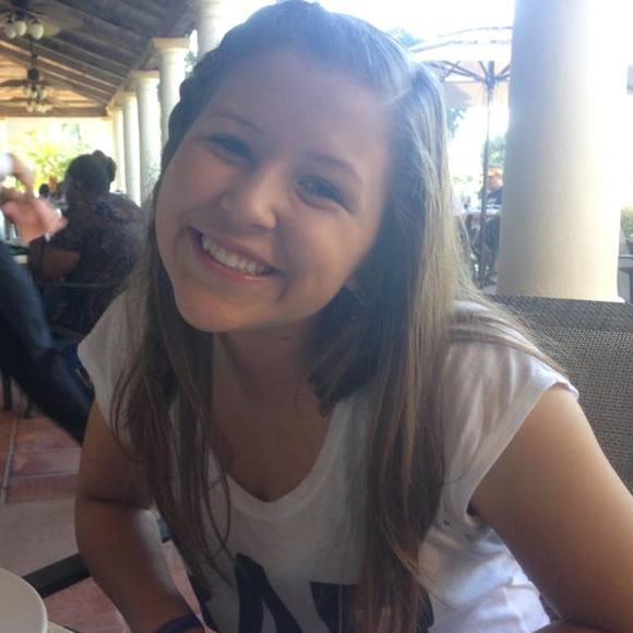 Meet your Posher, Nathalia