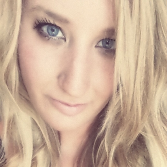 Meet your Posher, Jacqueline