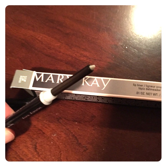Mary Kay clear lip liner
