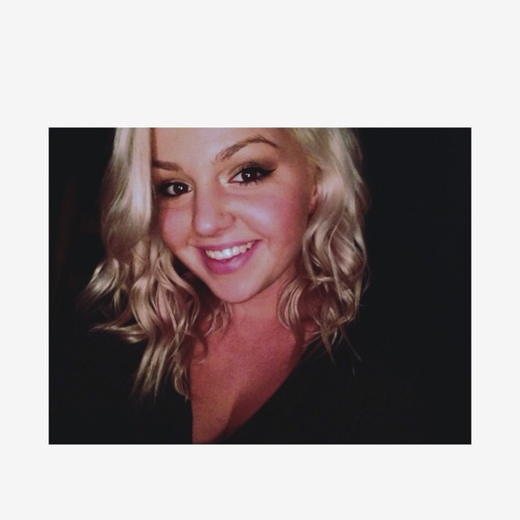 Meet your Posher, Maddie - Picture 1 of 1