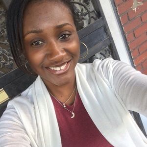 Meet your Posher, Angelica