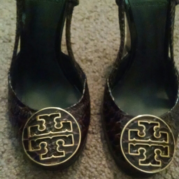 Tory Burch Shoes - Tory Burch brown wedges sz 5