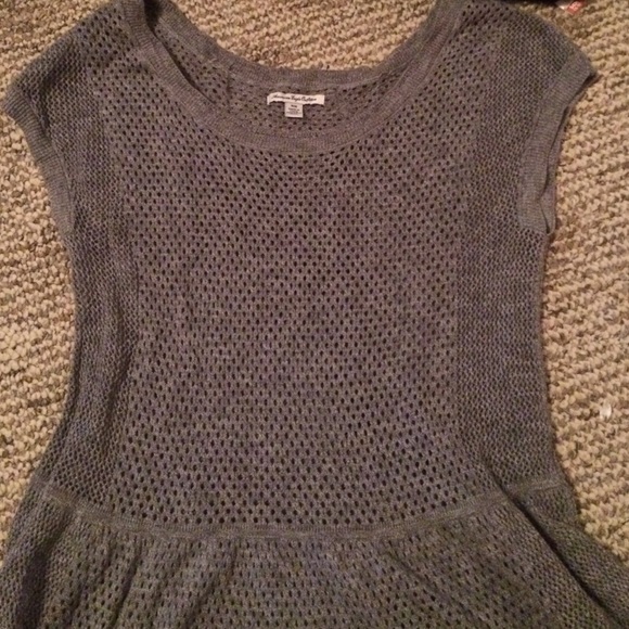 American Eagle Short Sleeve Sweater