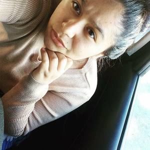 Meet your Posher, Valeria