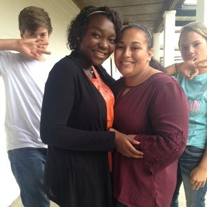 Meet your Posher, Alexia