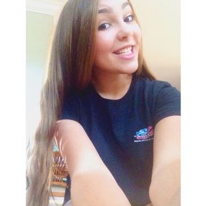 Meet your Posher, Christina